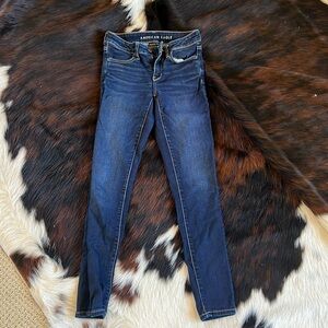 American Eagle Next Level Stretch Skinny Jeans size 2